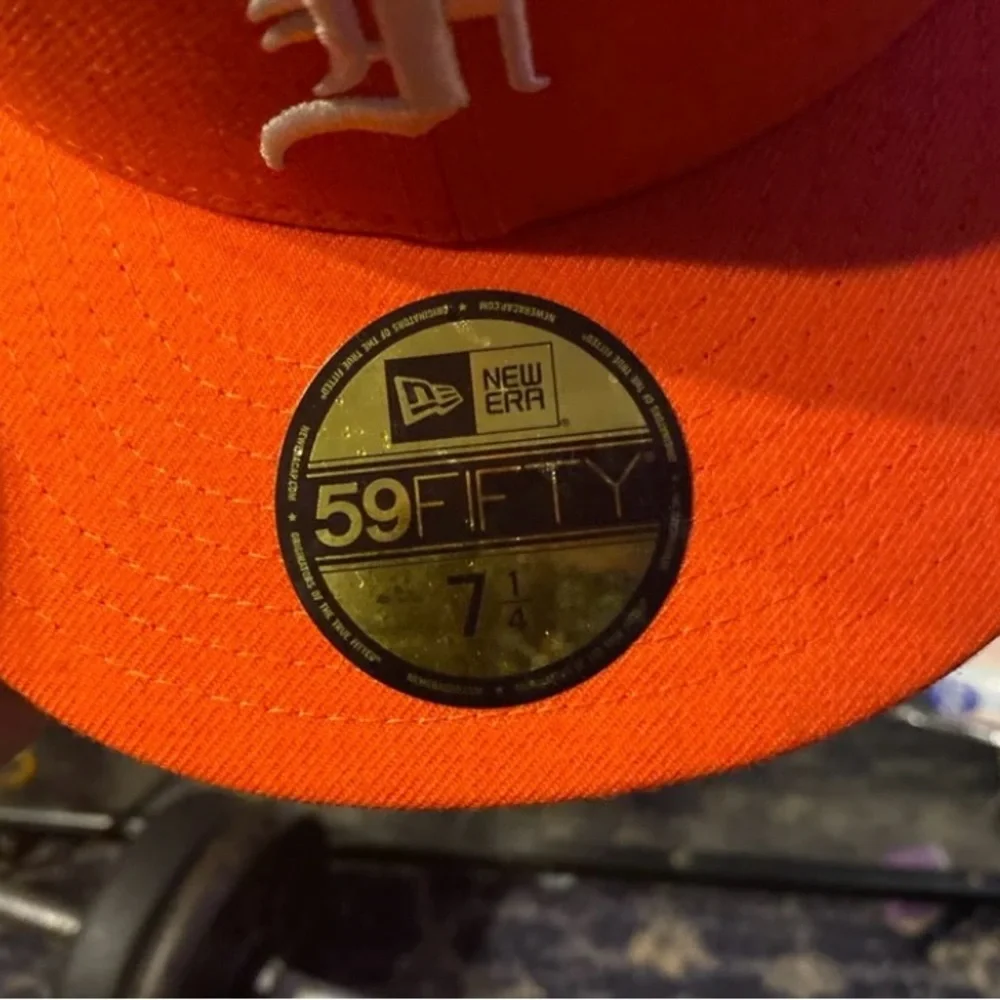 Essentials hat - Picture 2 of 3